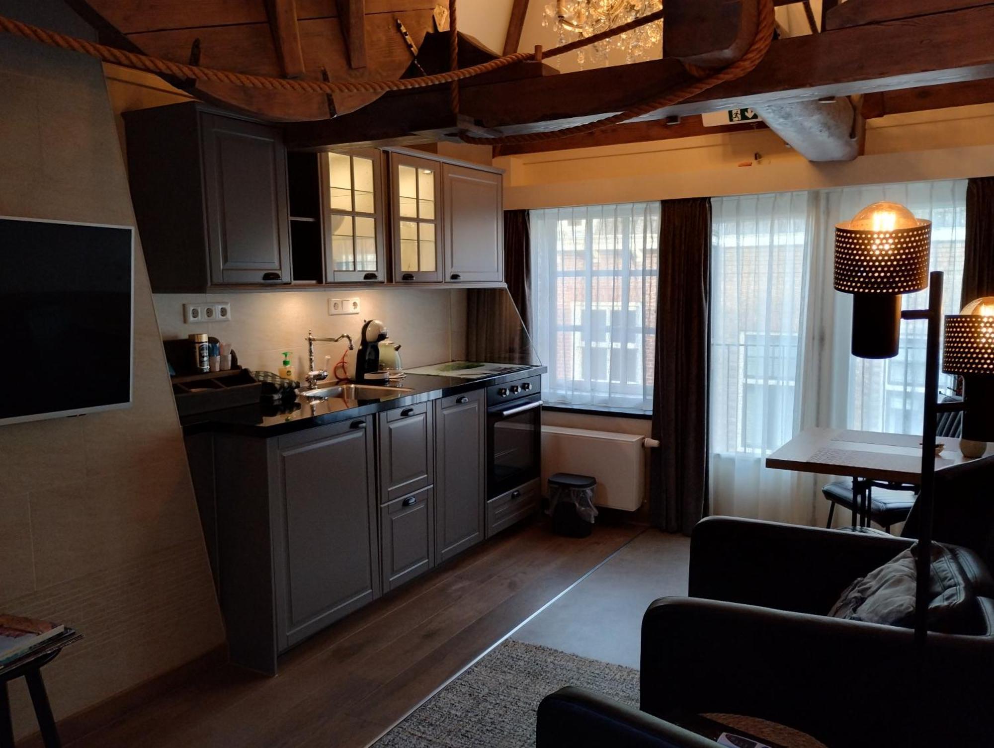 Vrye Heerlykheyd (Adults Only) Apartamento Middelburg Exterior foto
